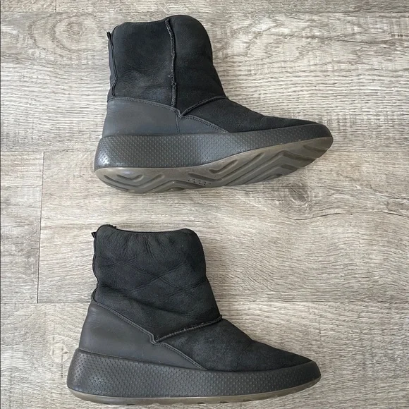ECCO Women's Women's Ukiuk Short Snow Boot - Picture 4 of 8